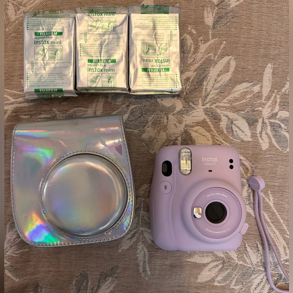 Fujifilm Instax Mini 11 Instant Camera - Lavender